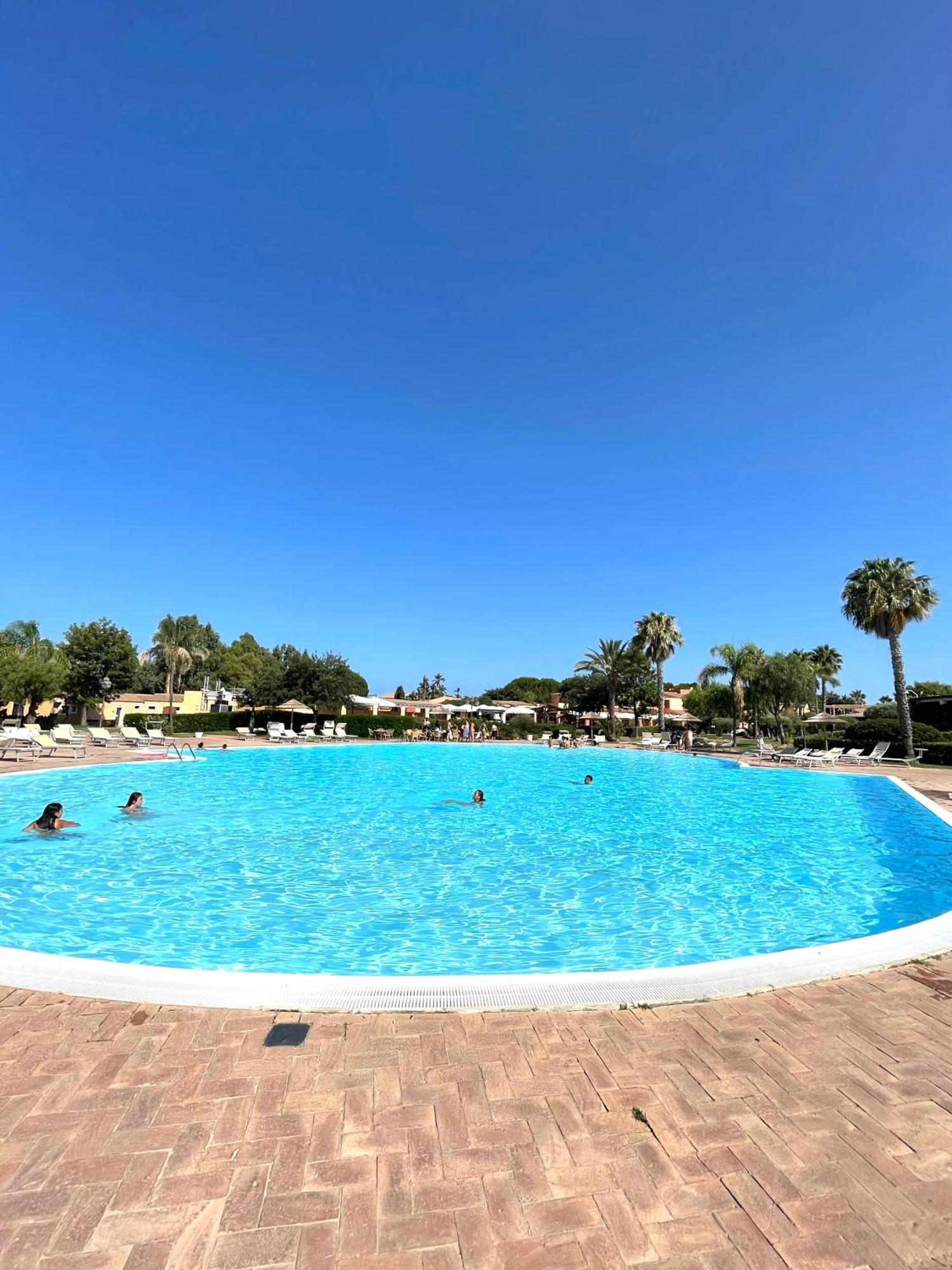 Amarestyle Igv Club Santagiusta Hotel Коста Рей Екстериор снимка